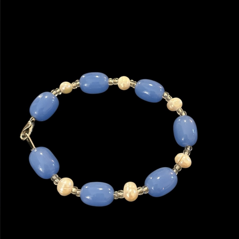 Vintage blue glass beads & genuine pearls bracelet